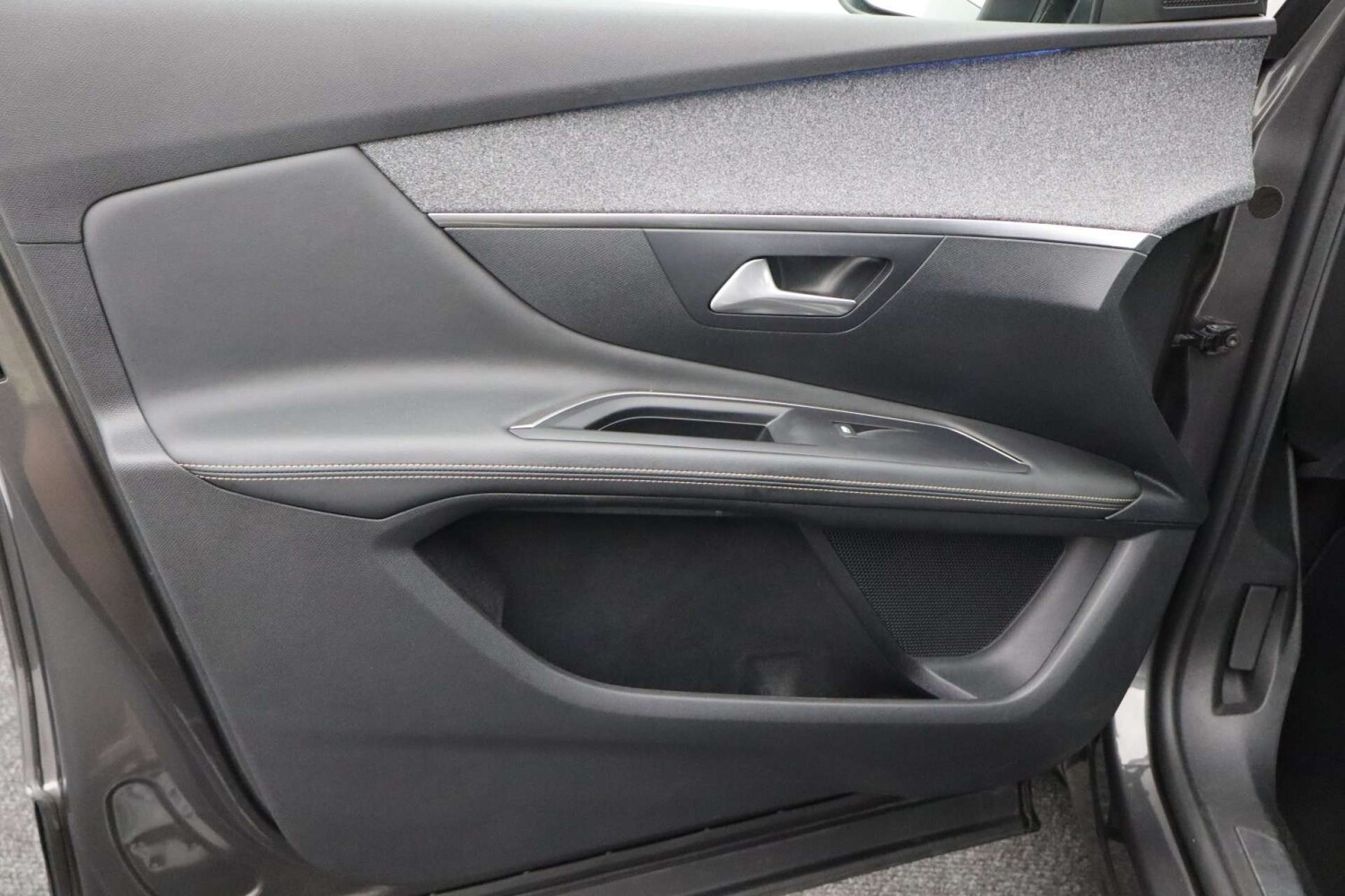 Used Peugeot 3008 2019 for sale - 76182709: Photo 47