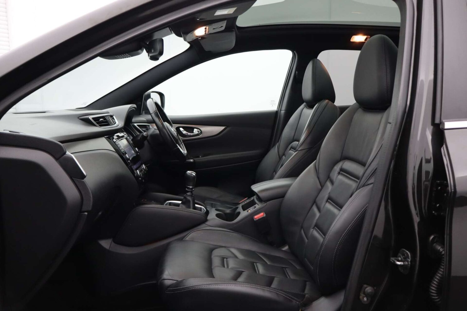 Used Nissan Qashqai 2018 for sale - 77469880: Photo 11