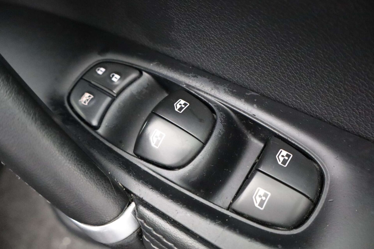 Used Nissan Qashqai 2018 for sale - 77469880: Photo 25