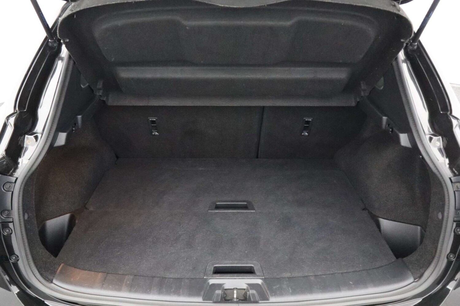 Used Nissan Qashqai 2018 for sale - 77469880: Photo 50