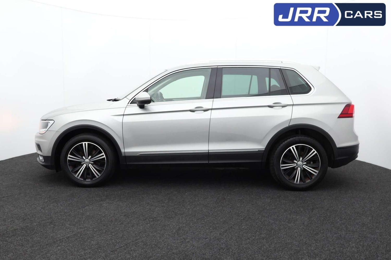 Used Volkswagen Tiguan 2016 for sale - 77548576: Photo 12