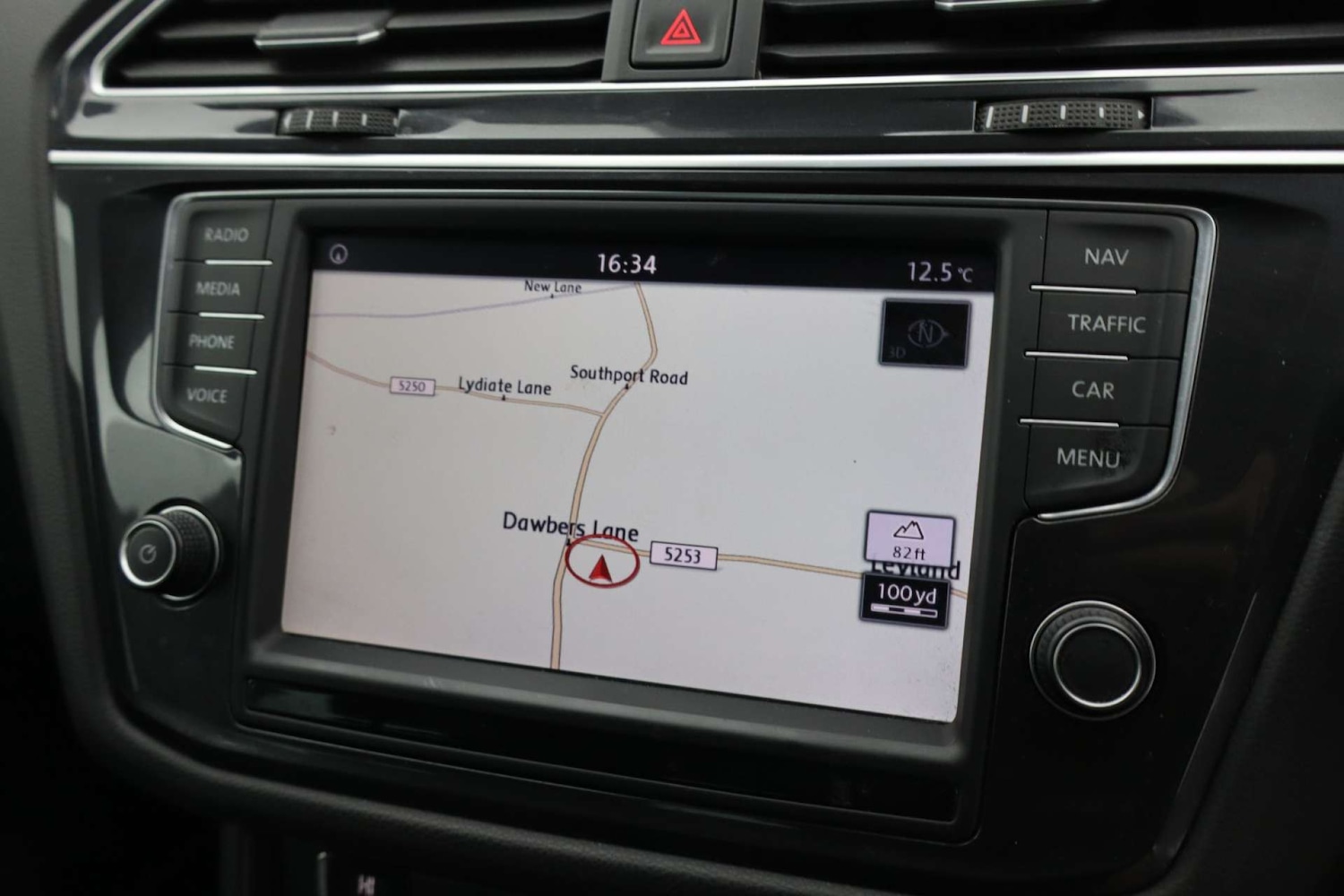 Used Volkswagen Tiguan 2016 for sale - 77548576: Photo 3