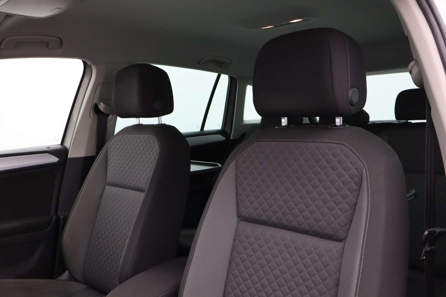 Used Volkswagen Tiguan 2016 for sale - 77548576: Photo 30