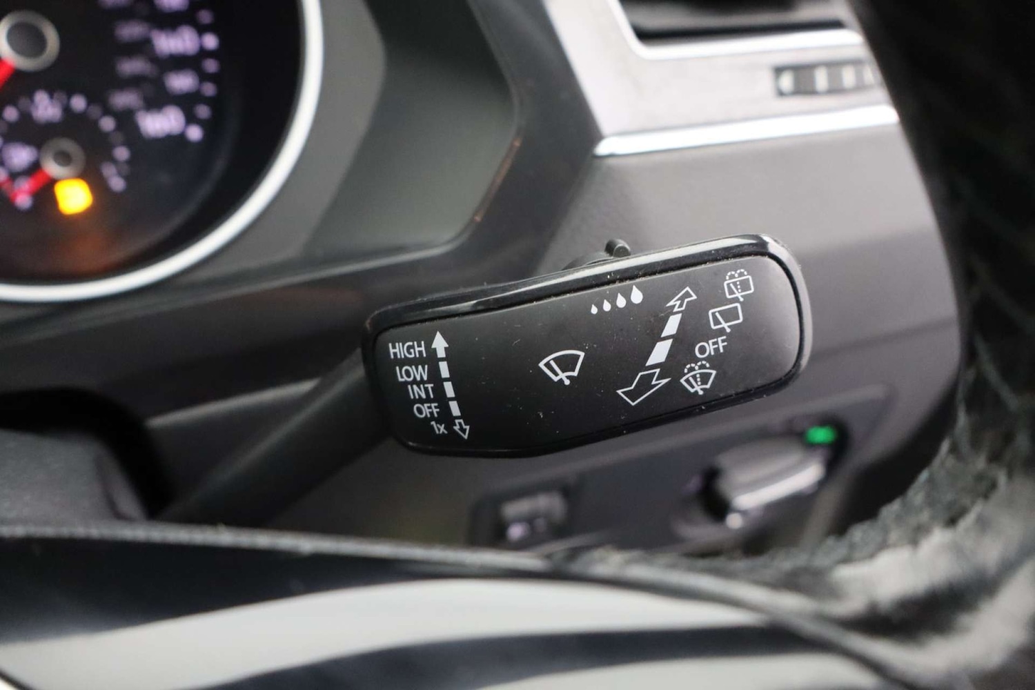 Used Volkswagen Tiguan 2016 for sale - 77548576: Photo 37