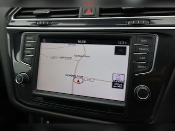 Used Volkswagen Tiguan 2016 for sale - 77548576: Photo