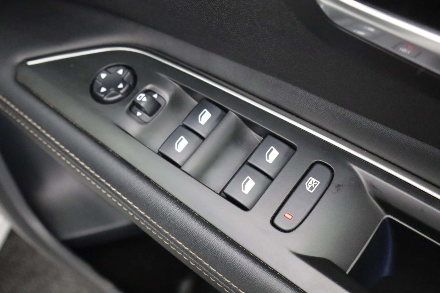 Used Peugeot 3008 2019 for sale - 76571363: Photo 19