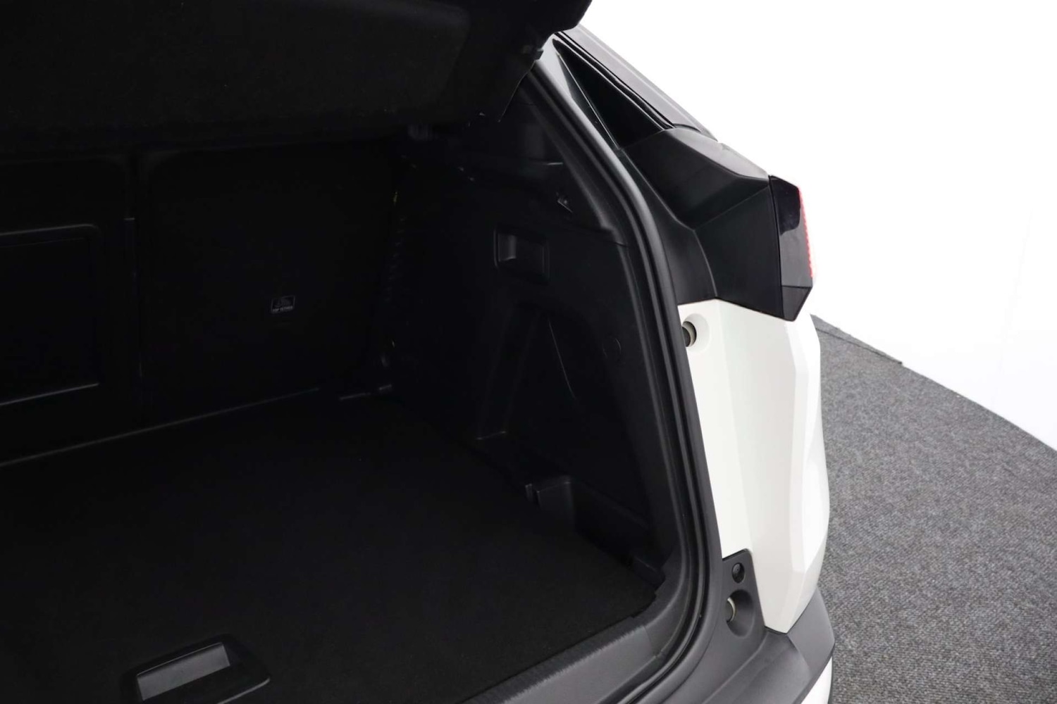 Used Peugeot 3008 2019 for sale - 76571363: Photo 25