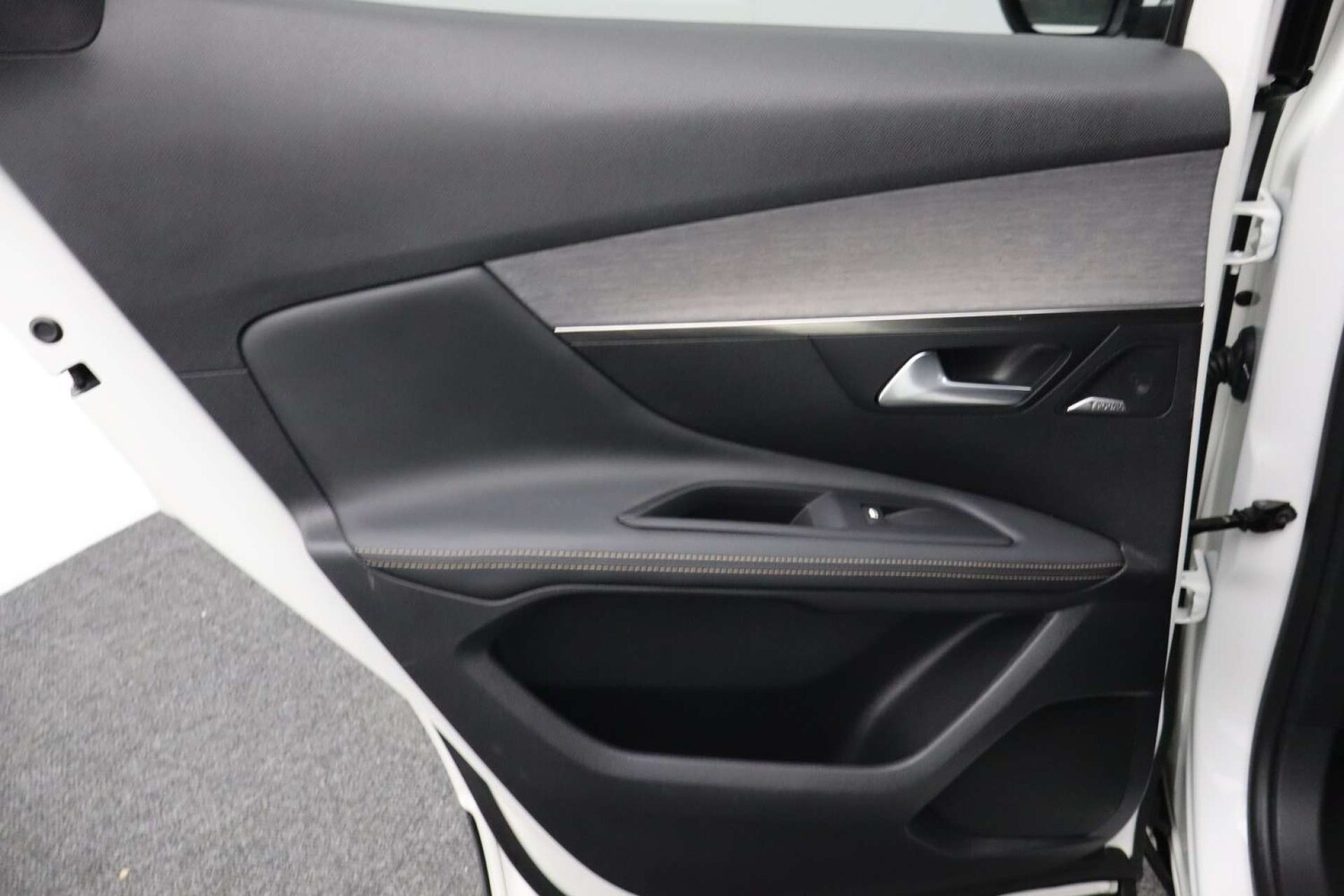 Used Peugeot 3008 2019 for sale - 76571363: Photo 32