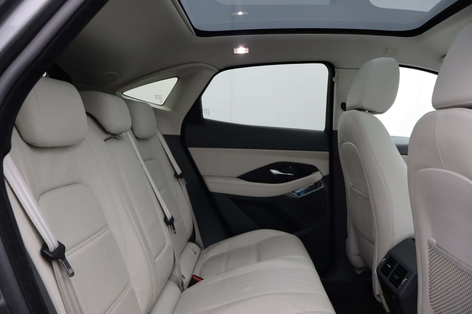 Used Jaguar E-Pace 2018 for sale - 77437688: Photo 24