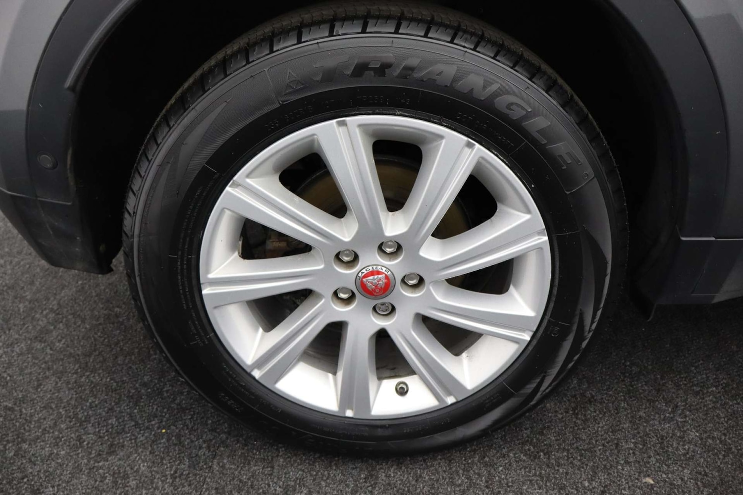 Used Jaguar E-Pace 2018 for sale - 77437688: Photo 54