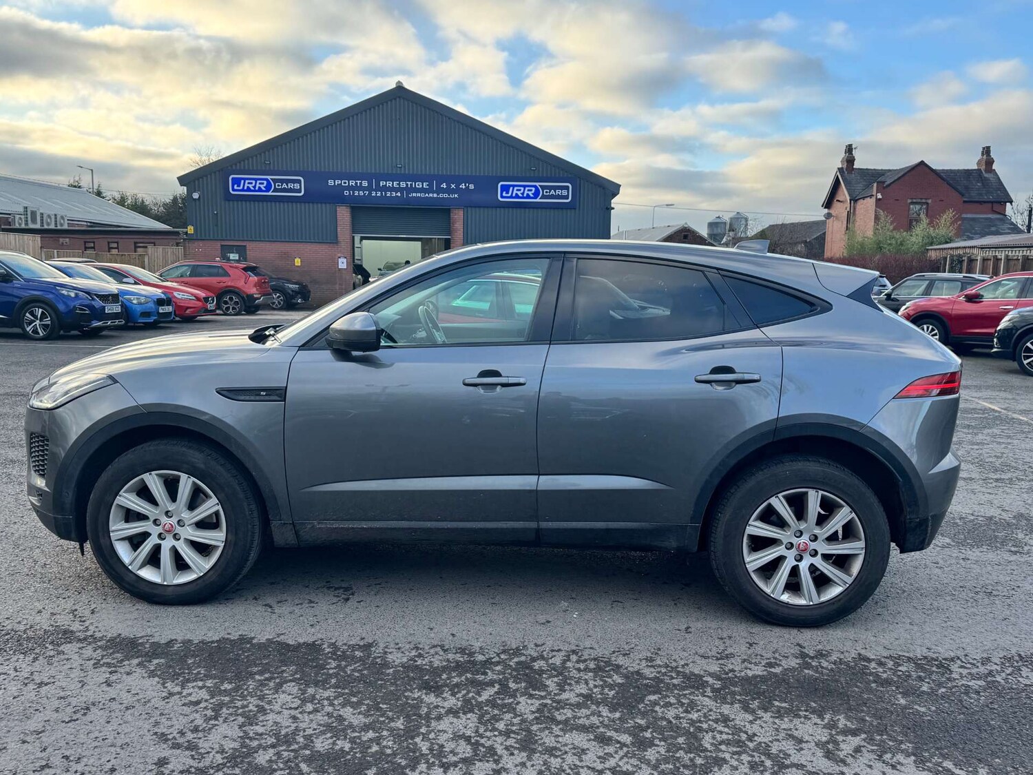 Used Jaguar E-Pace 2018 for sale - 77437688: Photo 6