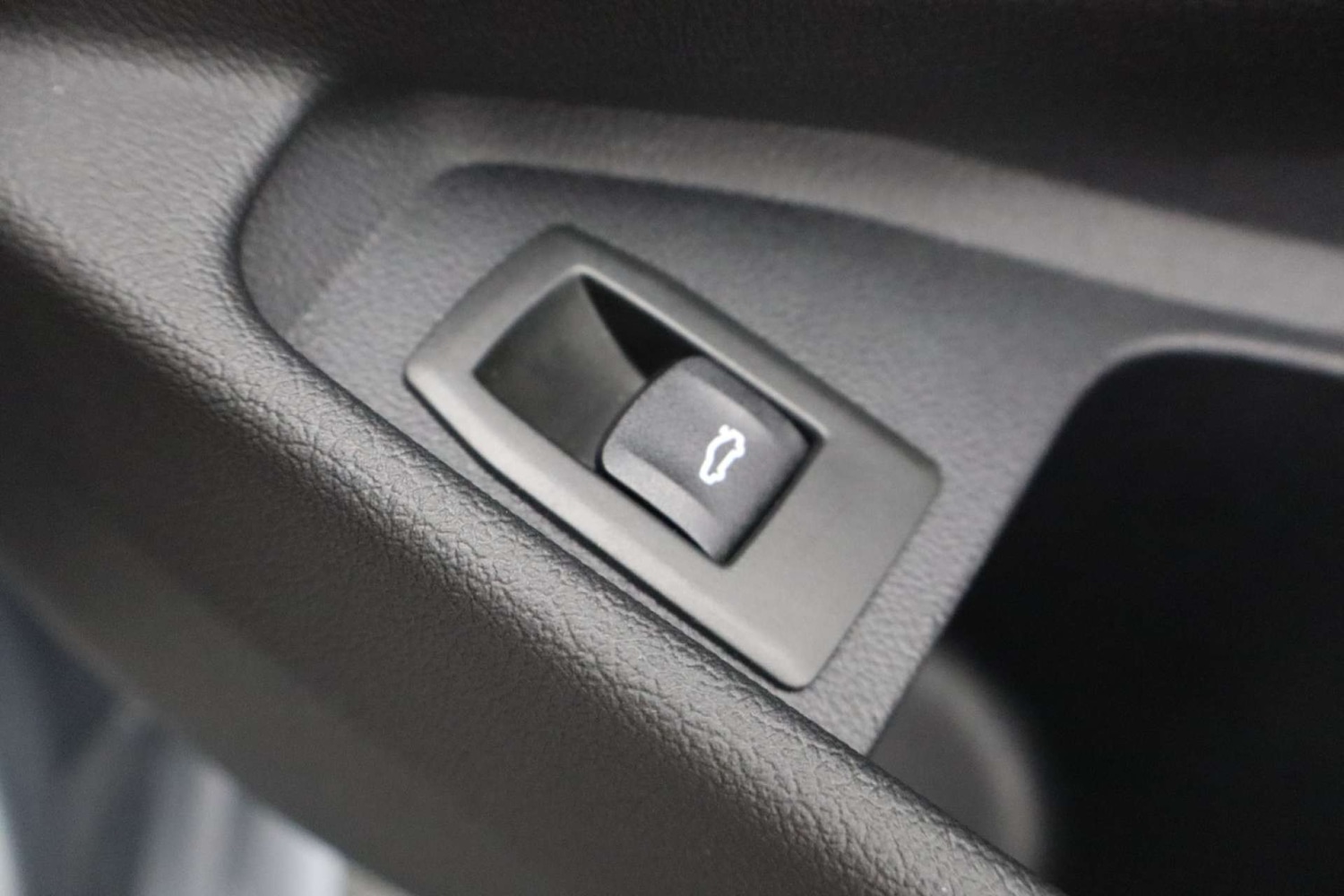 Used BMW 3 Series 2024 for sale - 76182600: Photo 55