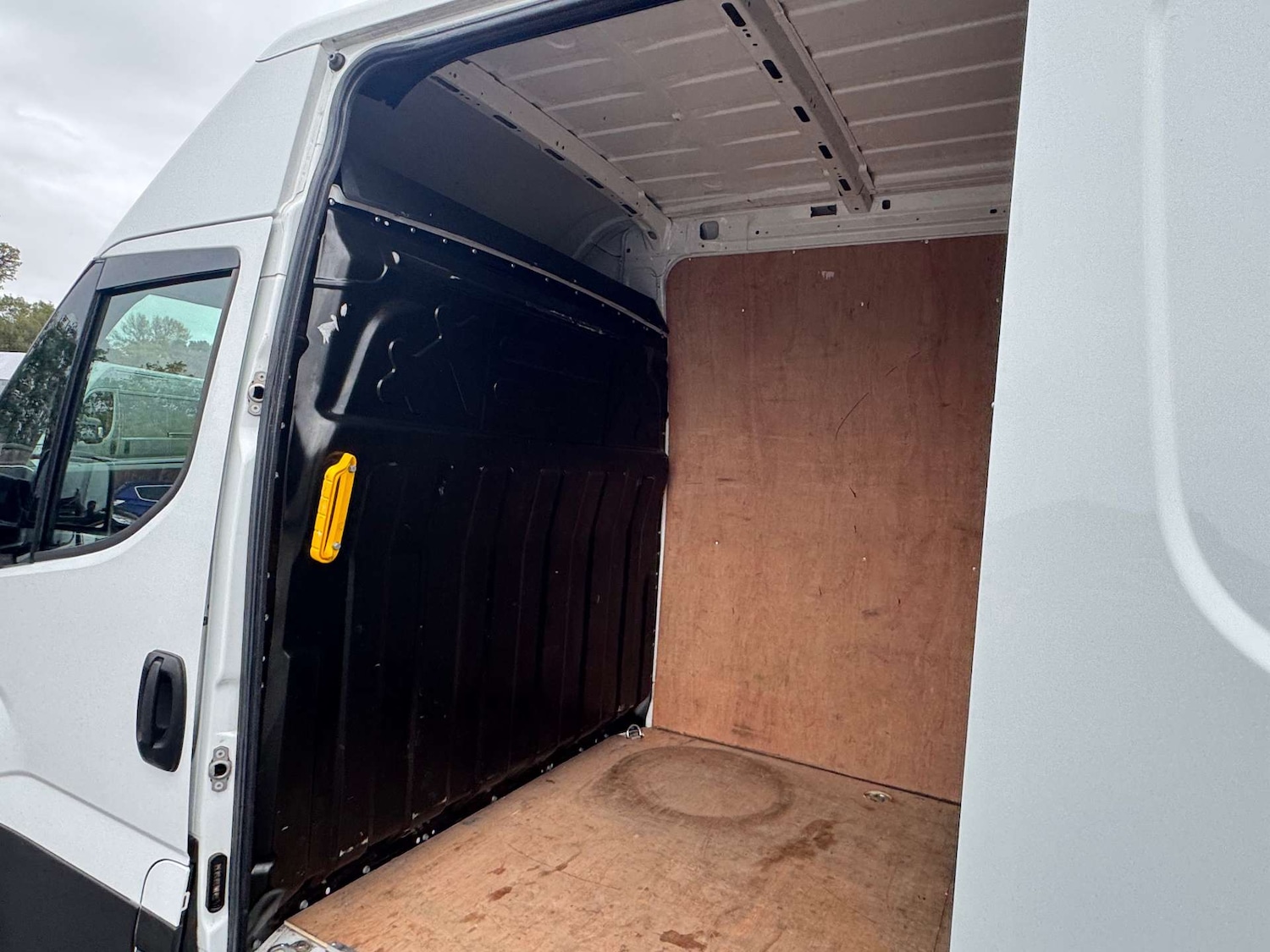 Used Iveco Daily 2024 for sale - 76601730: Photo 23