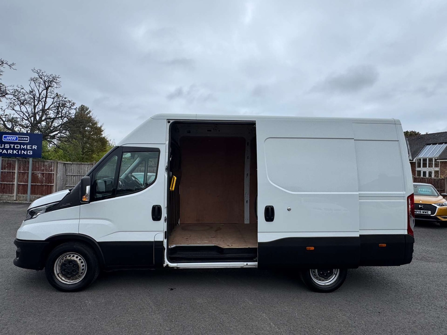 Used Iveco Daily 2024 for sale - 76601730: Photo 24