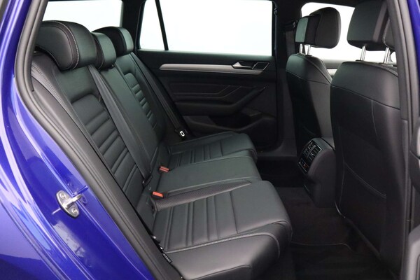 Used Volkswagen Passat 2023 for sale - 76182572: Photo 14