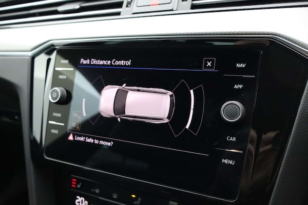 Used Volkswagen Passat 2023 for sale - 76182572: Photo 18