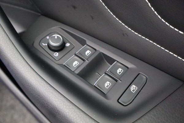 Used Volkswagen Passat 2023 for sale - 76182572: Photo 21