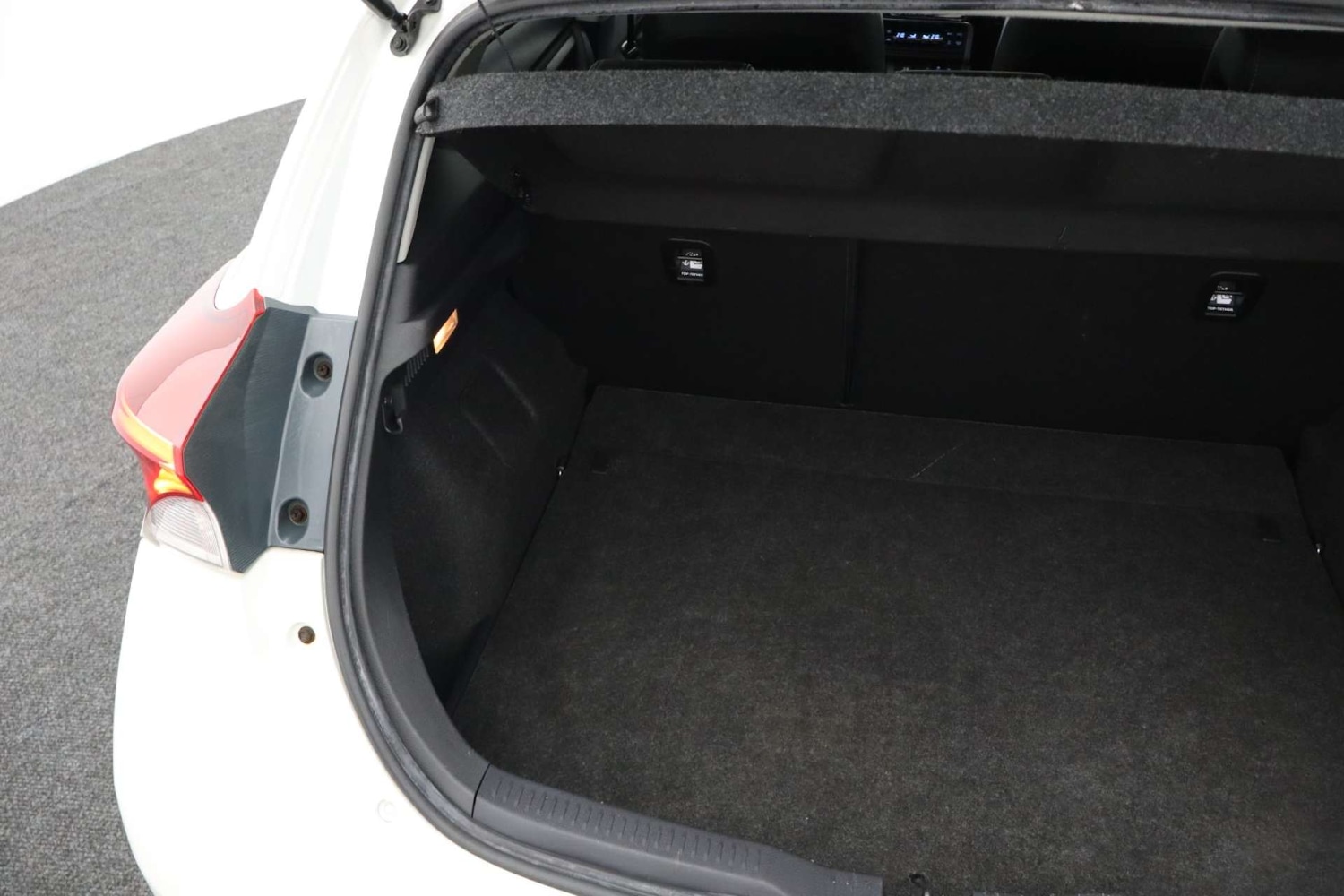 Used Toyota Auris 2015 for sale - 77289440: Photo 25