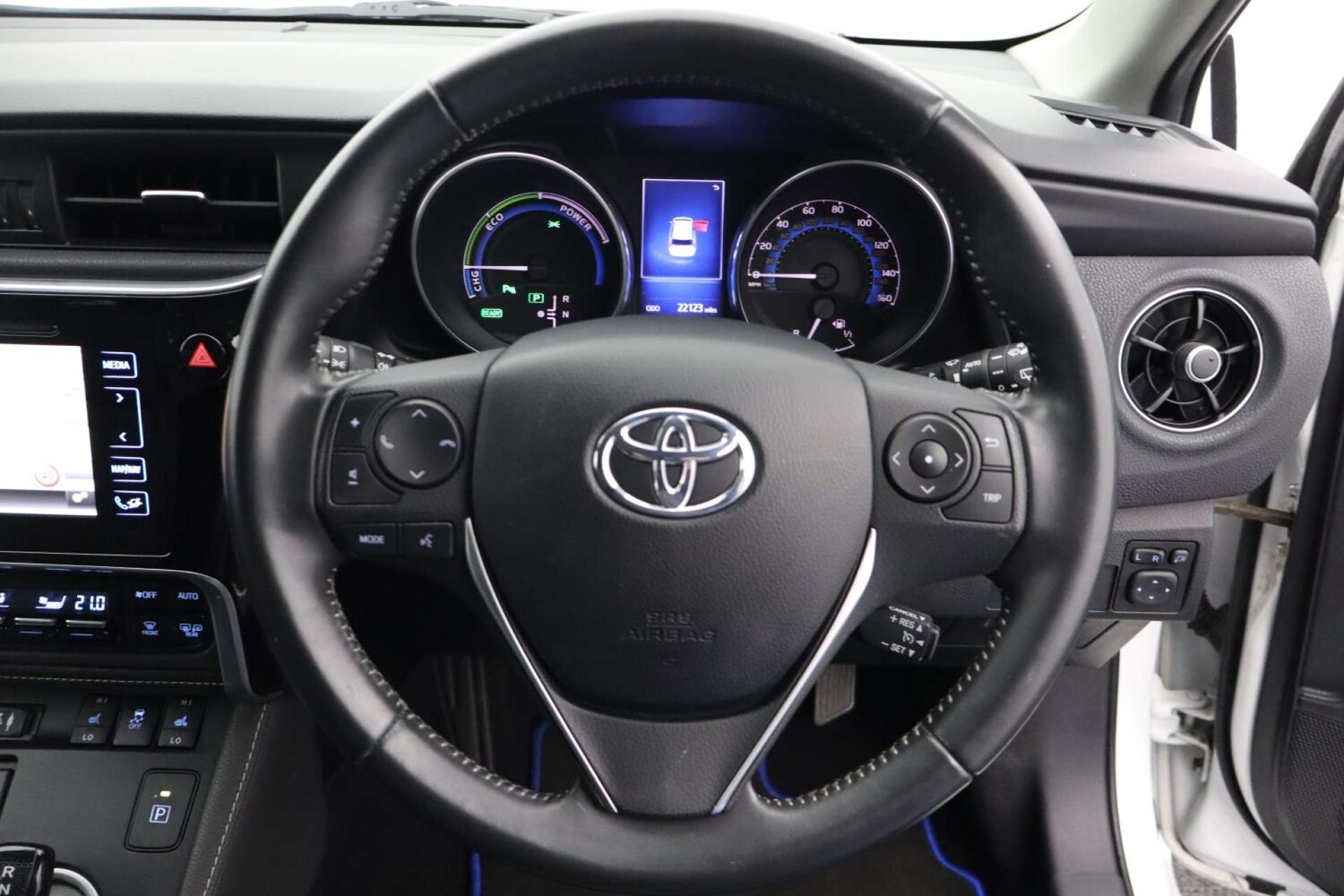 Used Toyota Auris 2015 for sale - 77289440: Photo 36