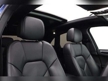 Used Porsche Macan 2016 for sale - 77227776: Photo