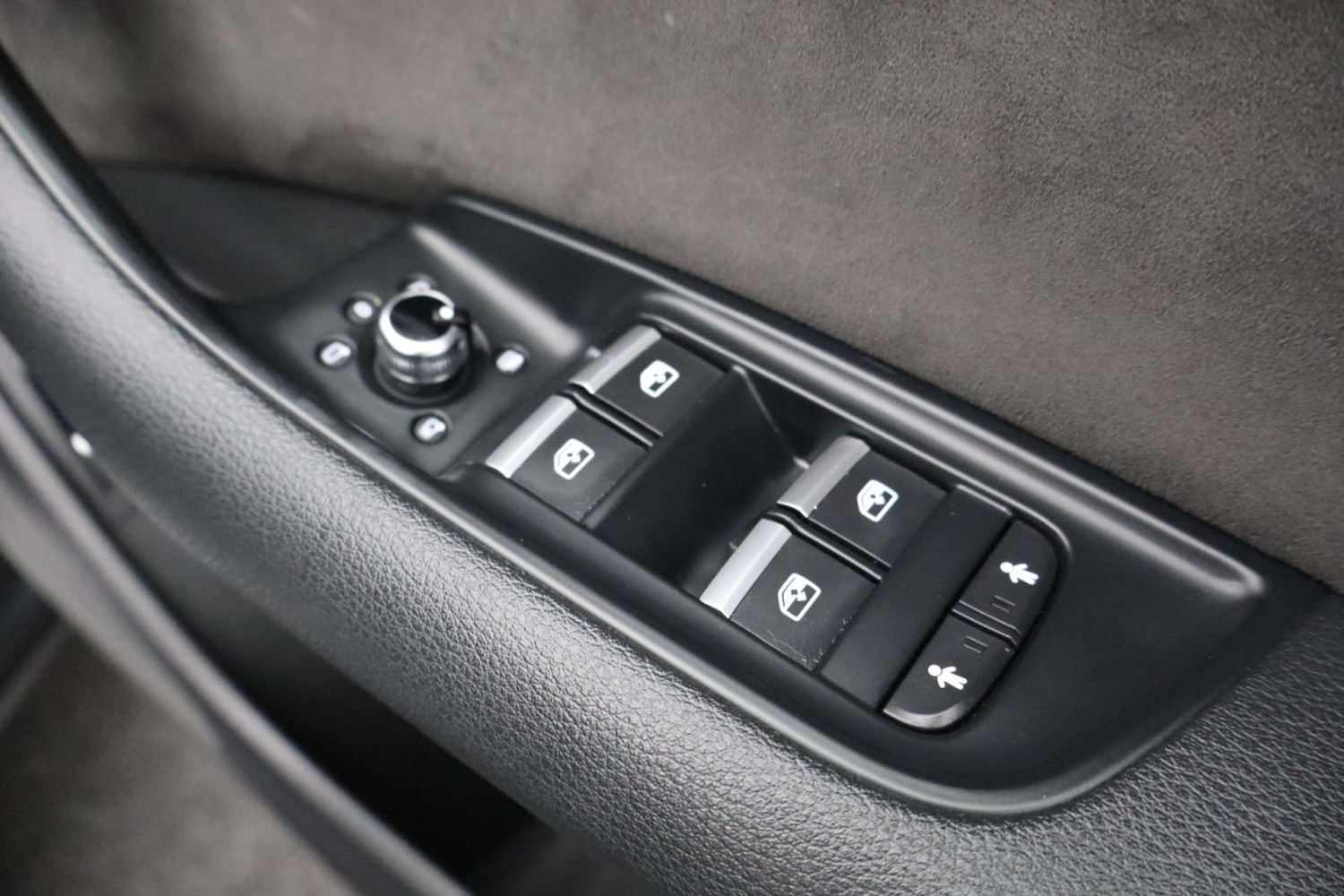 Used Audi Q7 2018 for sale - 76182606: Photo 24
