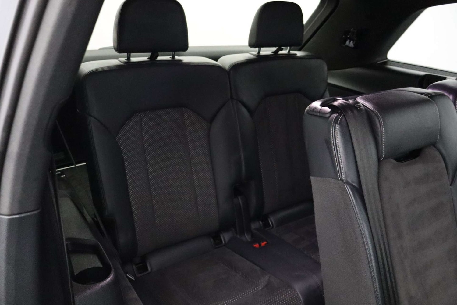Used Audi Q7 2018 for sale - 76182606: Photo 41