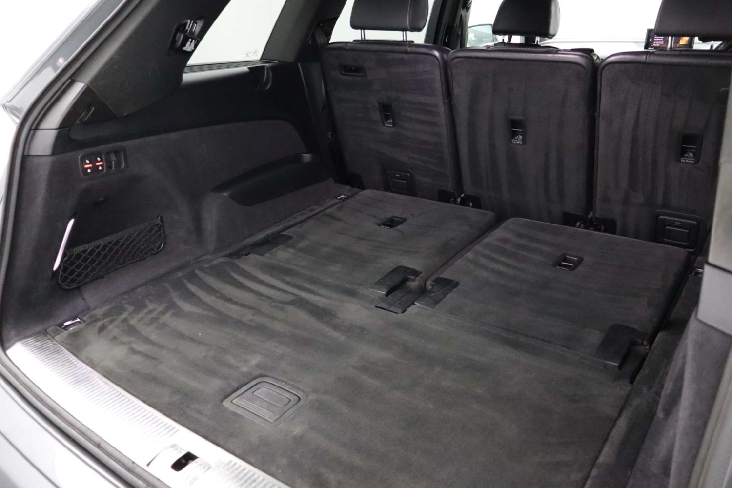 Used Audi Q7 2018 for sale - 76182606: Photo 46
