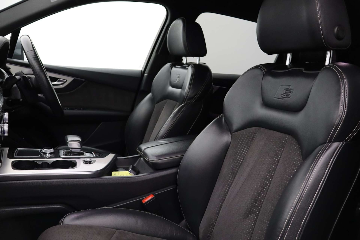 Used Audi Q7 2018 for sale - 76182606: Photo 53