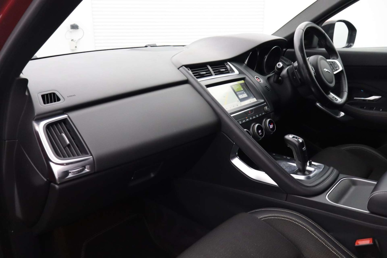 Used Jaguar E-Pace 2018 for sale - 76385741: Photo 11