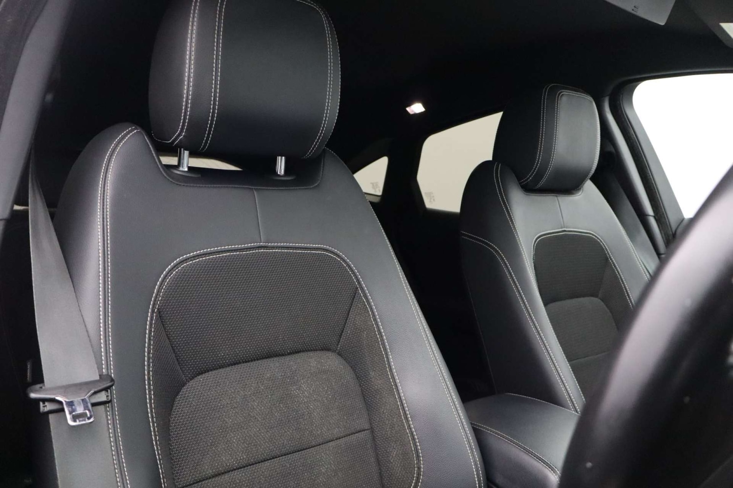 Used Jaguar E-Pace 2018 for sale - 76385741: Photo 18