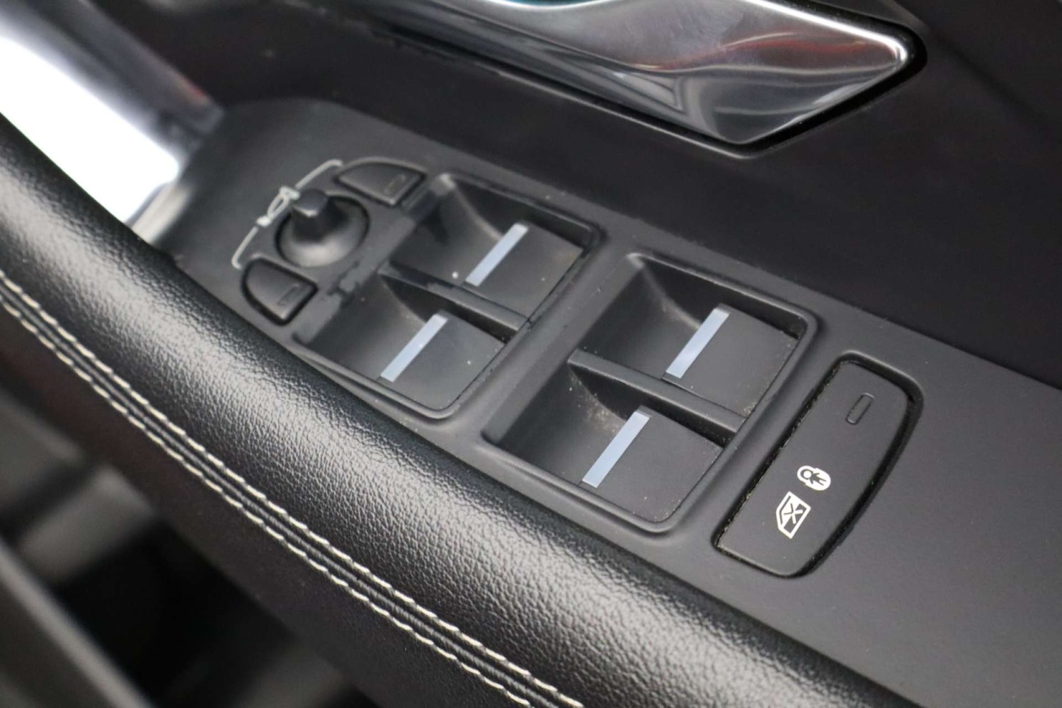 Used Jaguar E-Pace 2018 for sale - 76385741: Photo 25