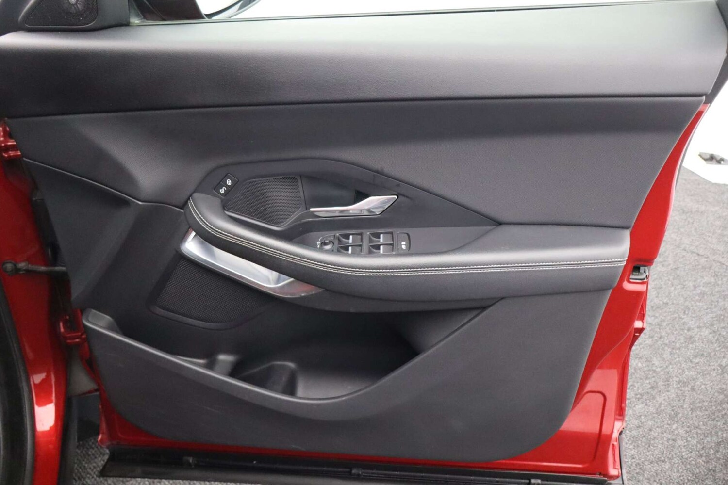 Used Jaguar E-Pace 2018 for sale - 76385741: Photo 33