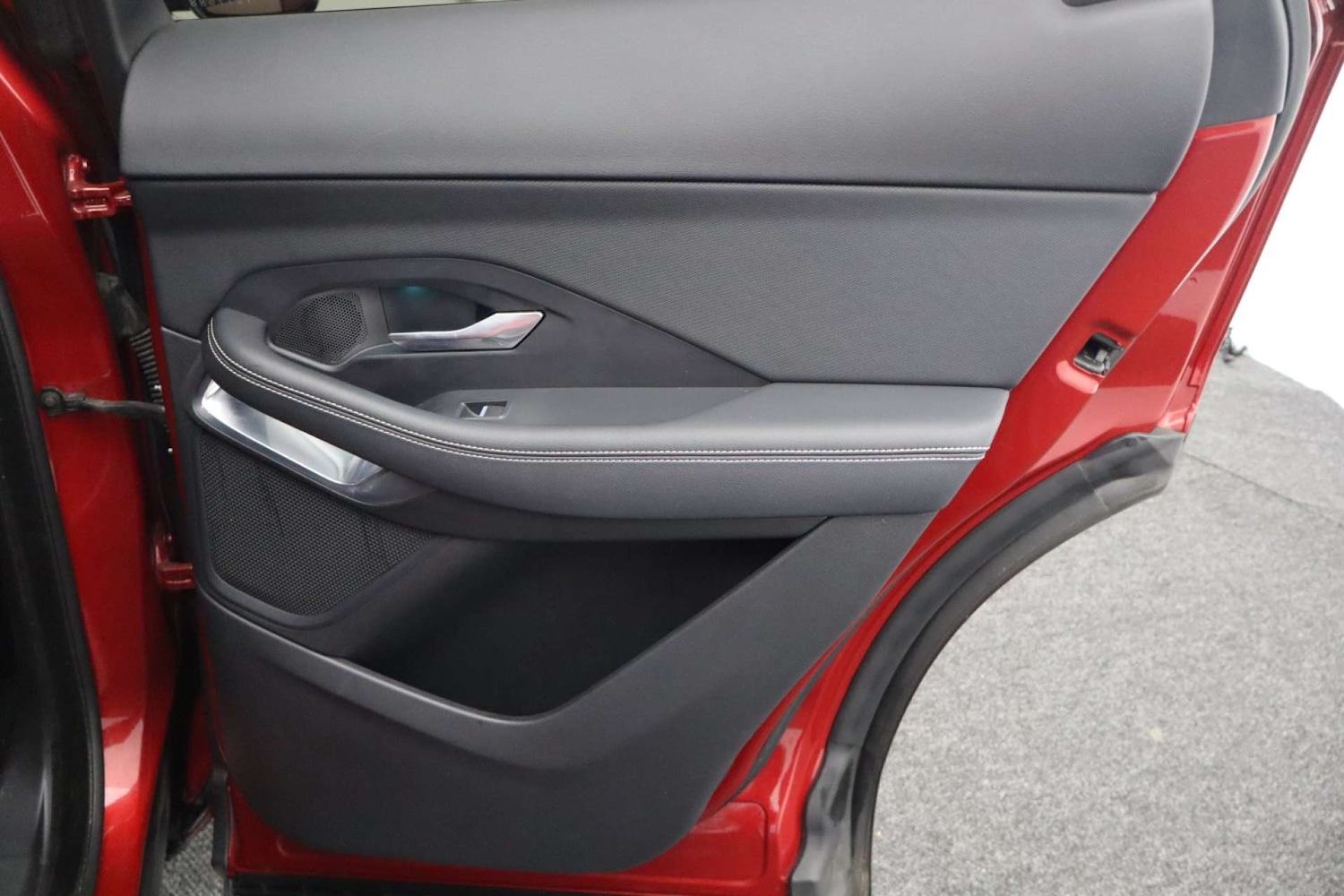 Used Jaguar E-Pace 2018 for sale - 76385741: Photo 34