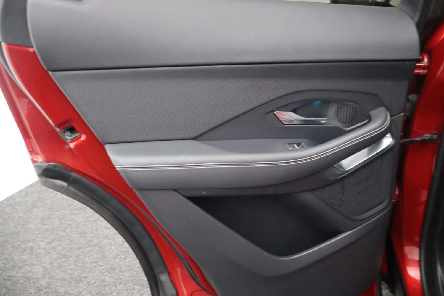 Used Jaguar E-Pace 2018 for sale - 76385741: Photo 36