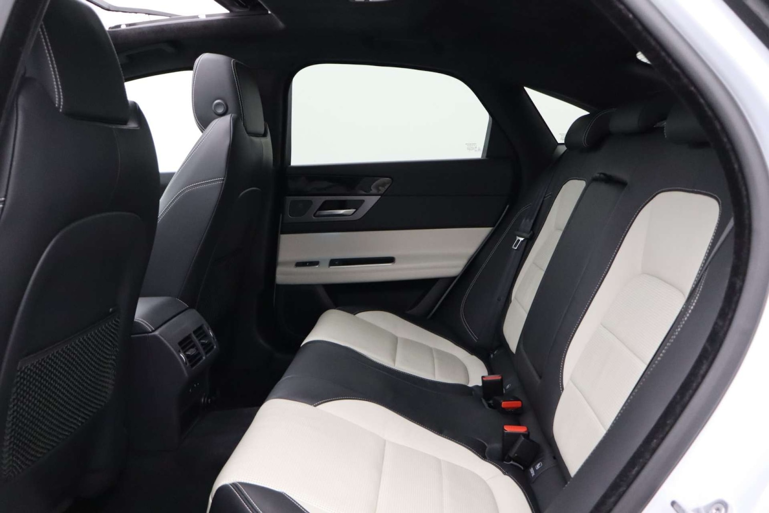 Used Jaguar XF 2020 for sale - 76182719: Photo 25