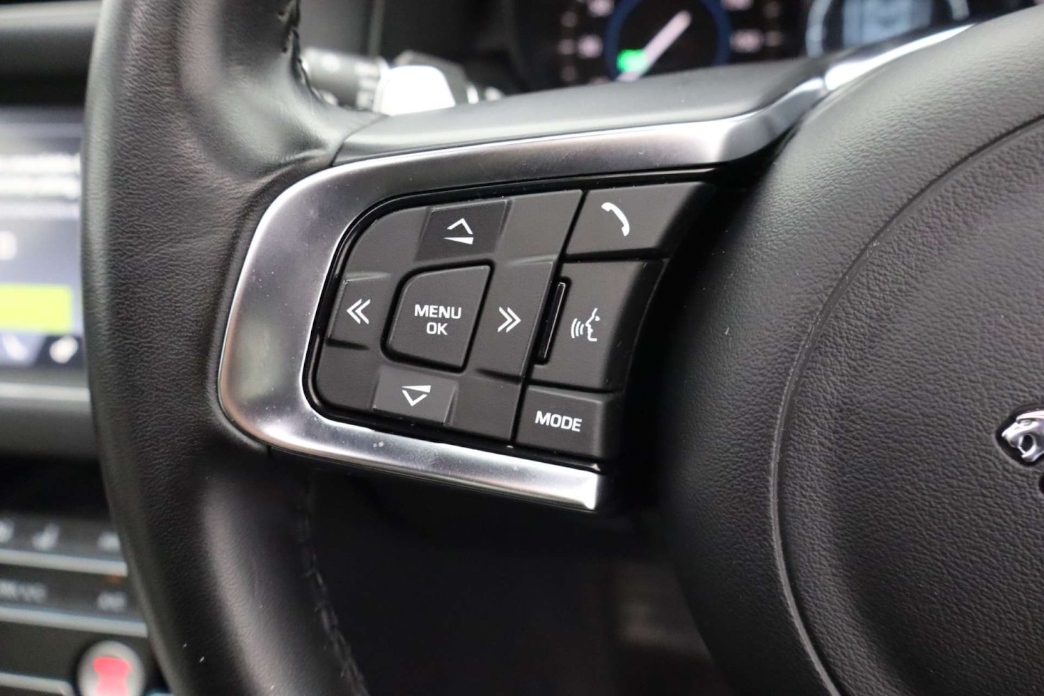 Used Jaguar XF 2020 for sale - 76182719: Photo 34