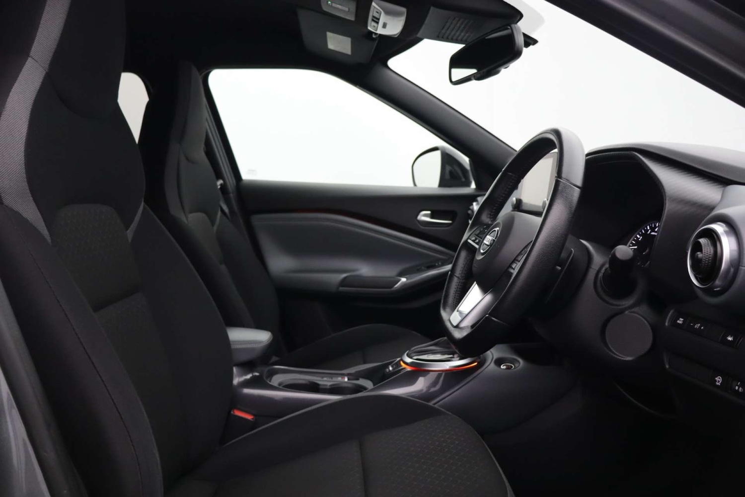 Used Nissan Juke 2019 for sale - 76923098: Photo 2