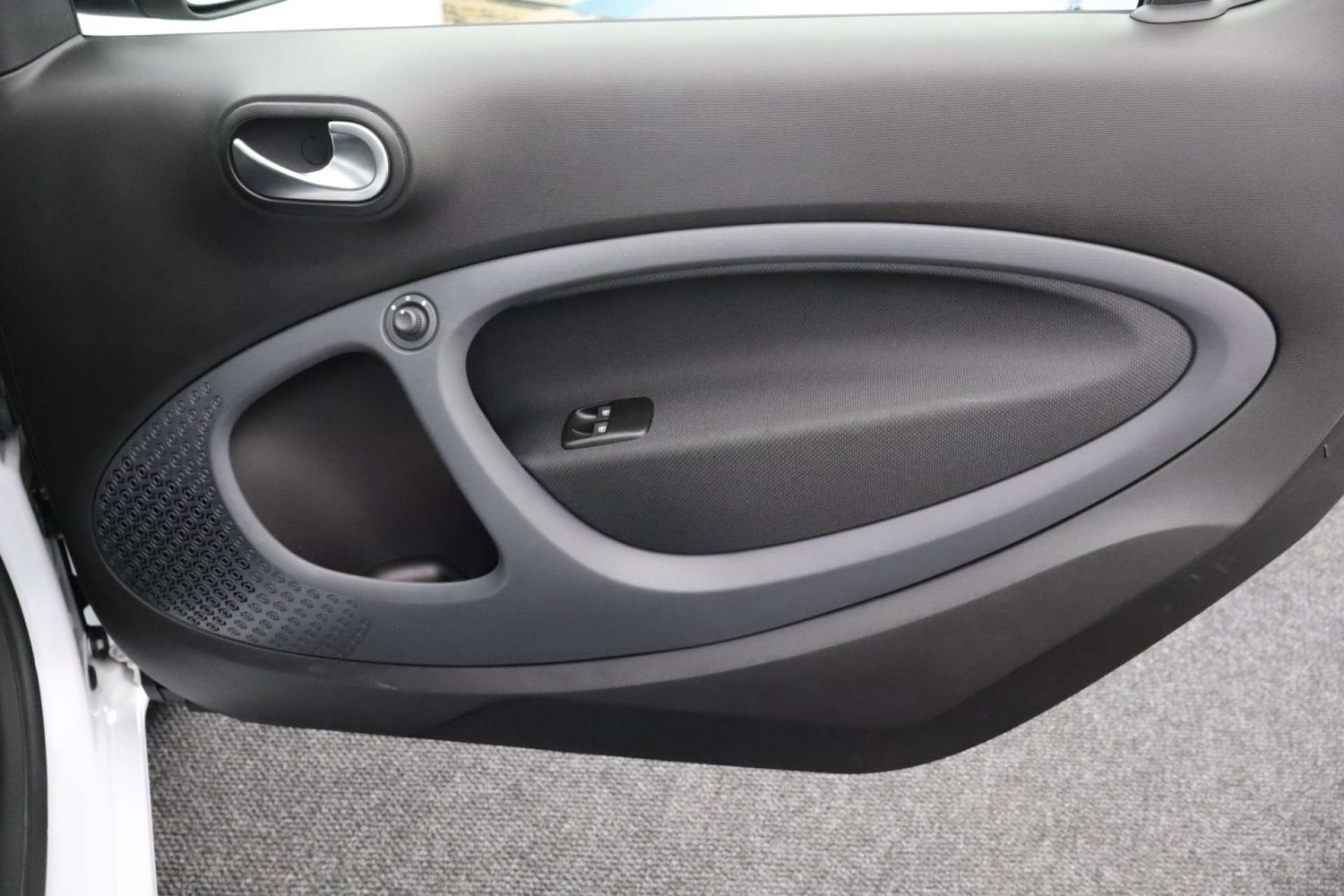 Used smart fortwo 2018 for sale - 76182707: Photo 18