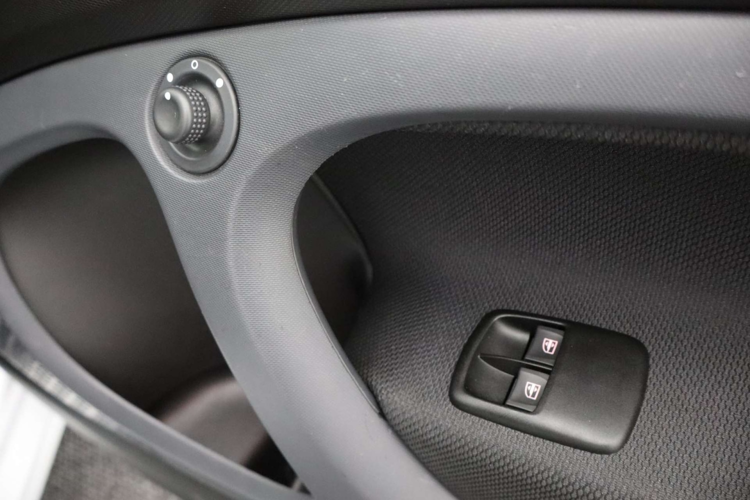 Used smart fortwo 2018 for sale - 76182707: Photo 19