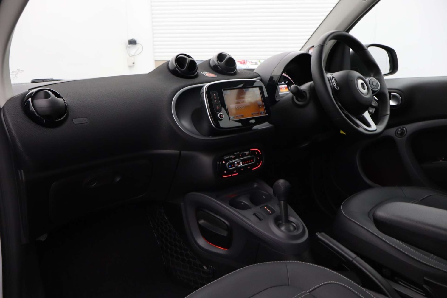Used smart fortwo 2018 for sale - 76182707: Photo 25