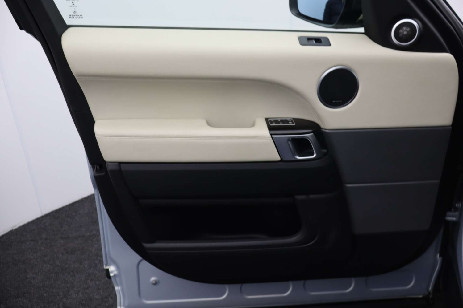 Used Land Rover Range Rover Sport 2014 for sale - 76536929: Photo 40