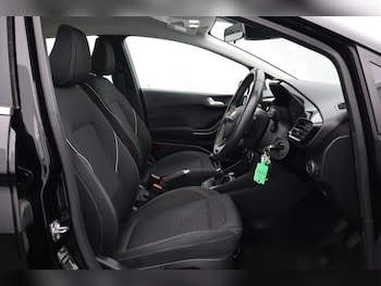 Used Ford Fiesta 2019 for sale - 76182570: Photo