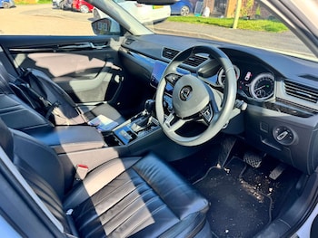 Used Skoda Superb 2017 for sale - 78339705: Photo