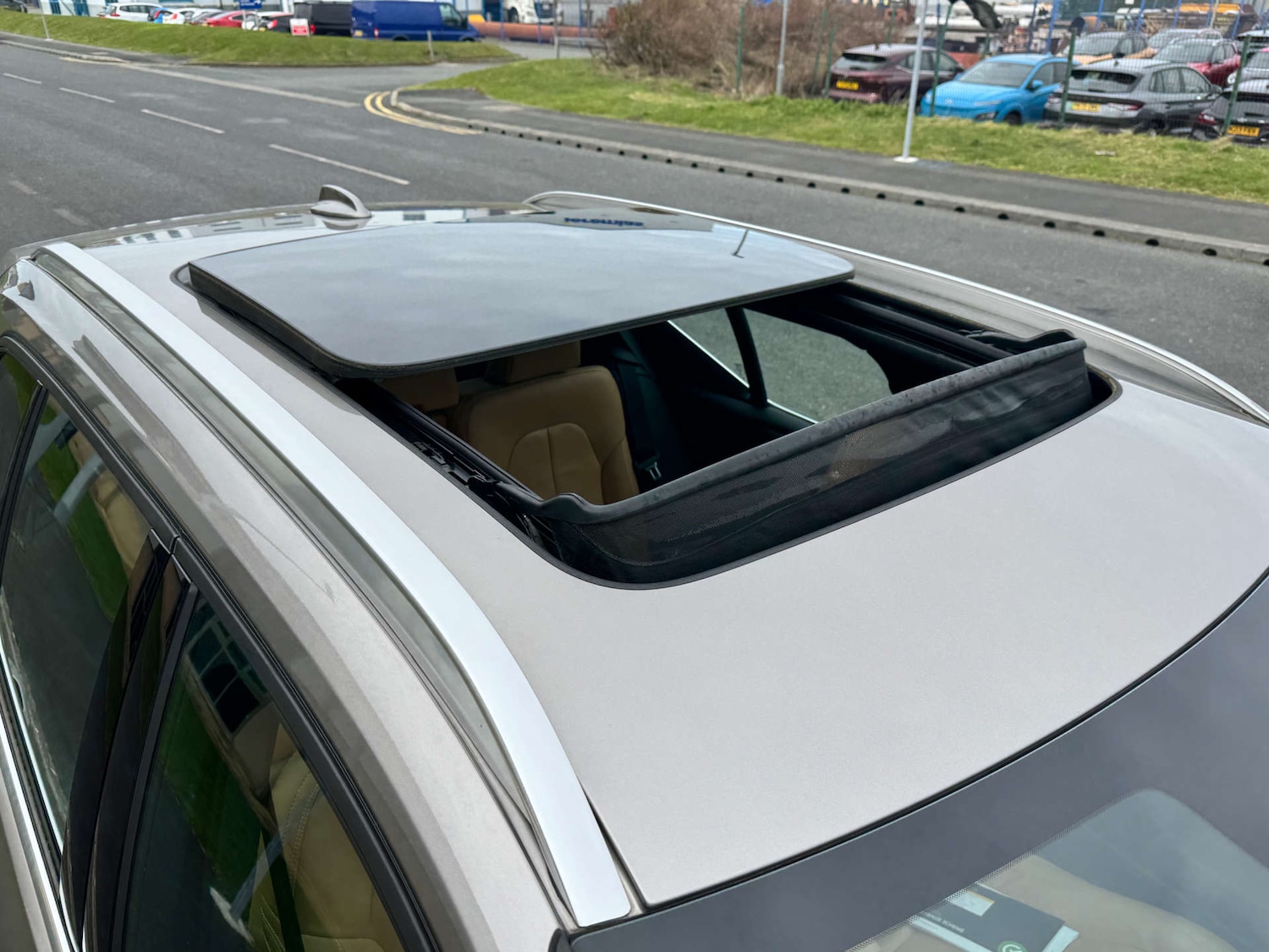 Used Volvo XC40 2019 for sale - 78094543: Photo 3