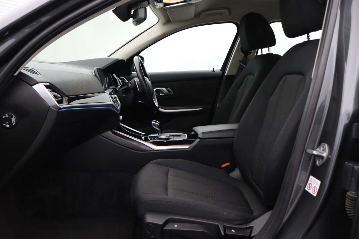 Used BMW 3 Series 2021 for sale - 76182630: Photo 28