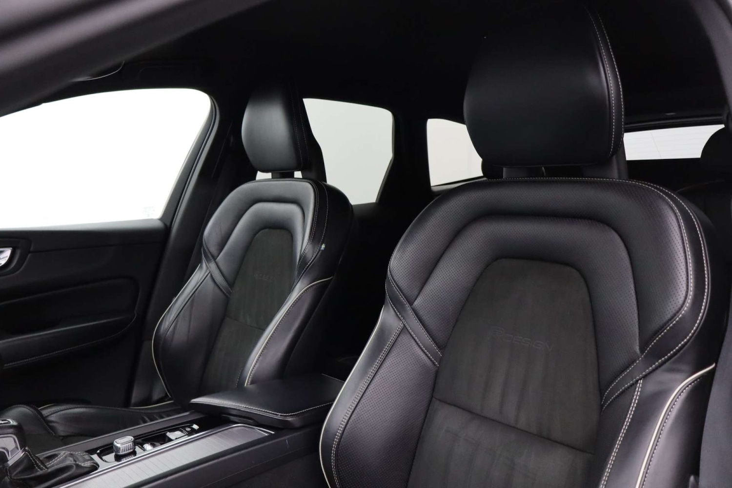 Used Volvo XC60 2018 for sale - 77523448: Photo 17