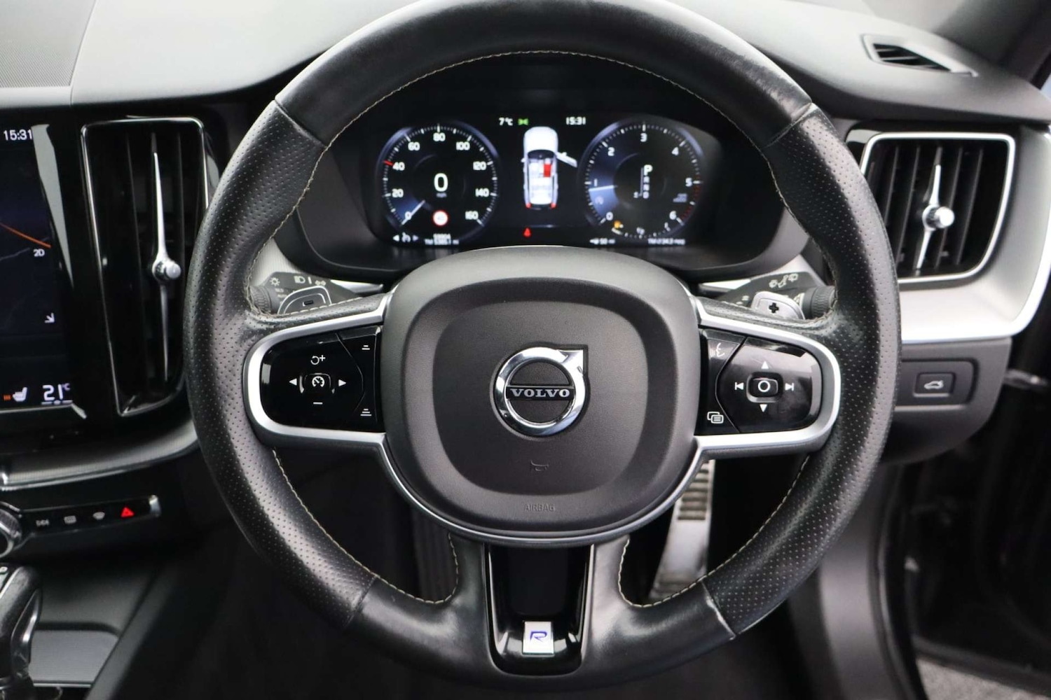 Used Volvo XC60 2018 for sale - 77523448: Photo 19