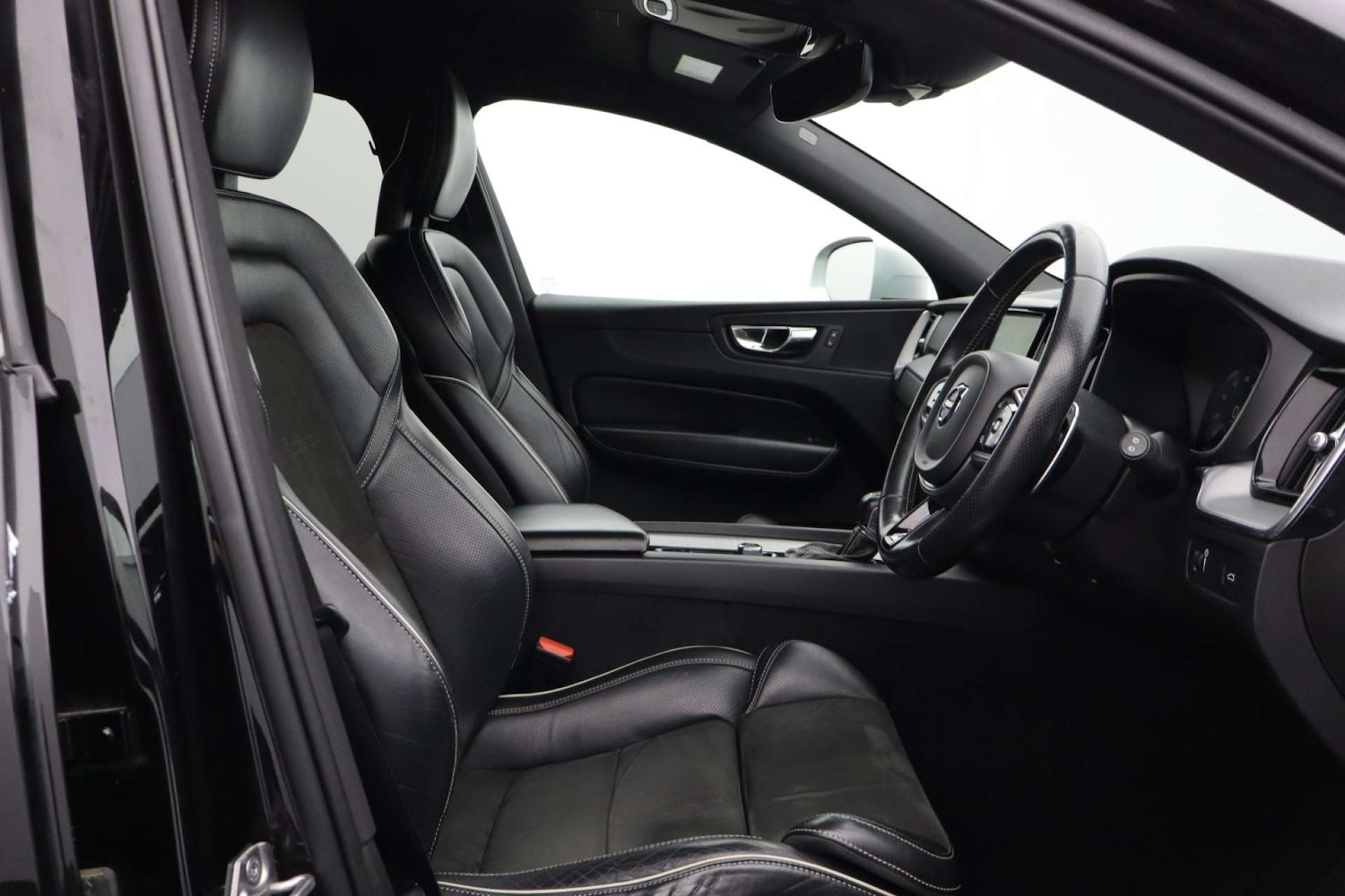 Used Volvo XC60 2018 for sale - 77523448: Photo 20