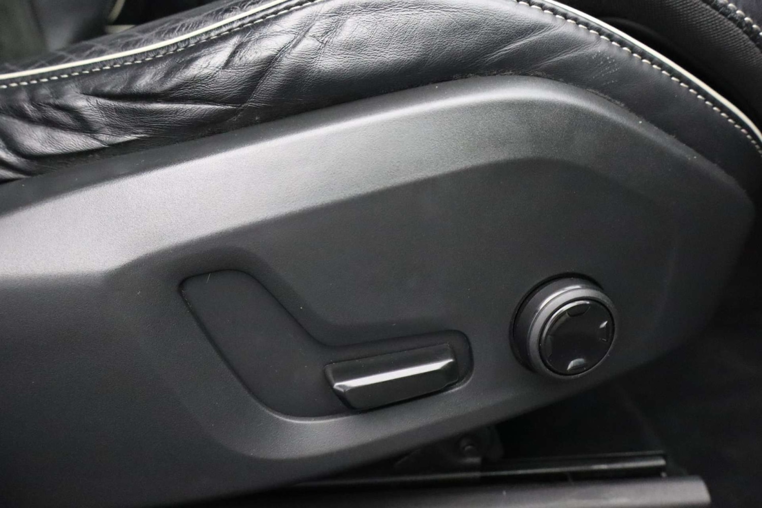 Used Volvo XC60 2018 for sale - 77523448: Photo 22