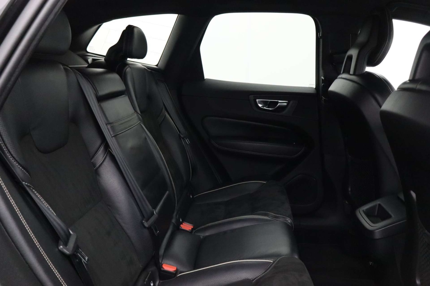 Used Volvo XC60 2018 for sale - 77523448: Photo 26